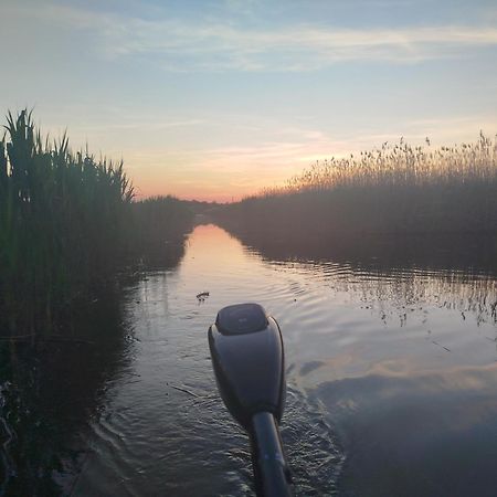 Pfahlbau Sunset I Toplage Elektroboot Inklusive Rust Ngoại thất bức ảnh